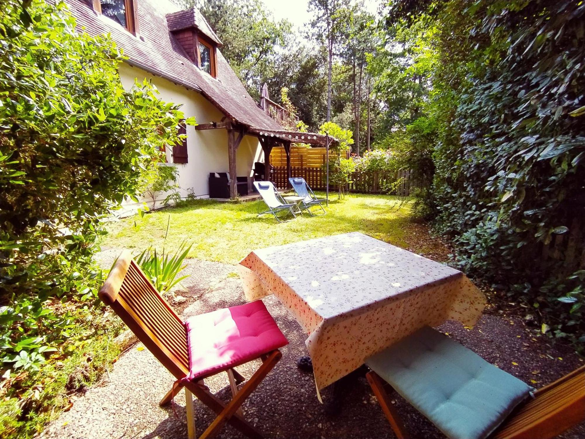 La Borie Du Cambord - Gites Et Chambres D'Hotes Sarlat-la-Canéda Zewnętrze zdjęcie